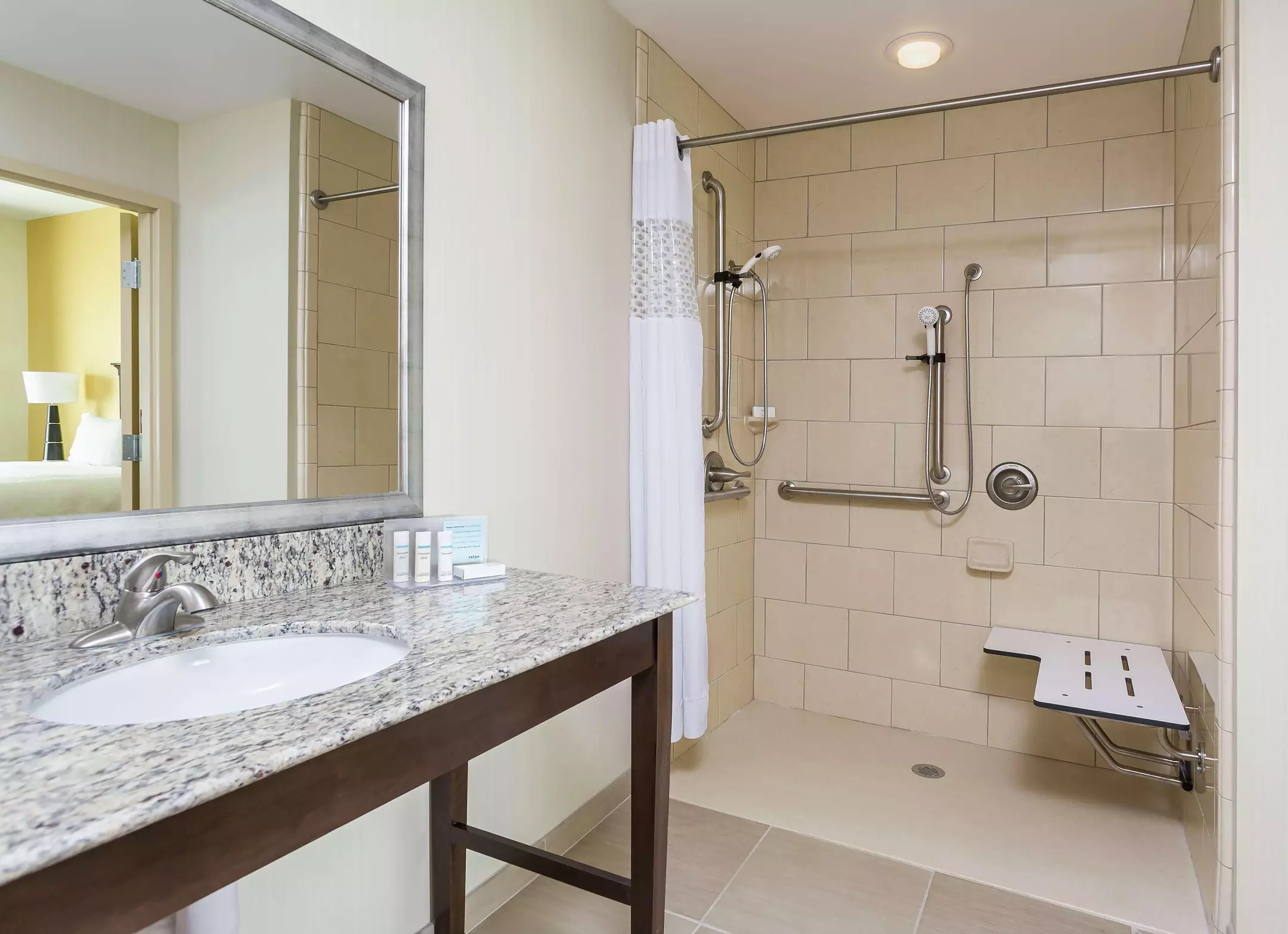 هتل Hampton Inn & Suites San Bernardino San Bernardino