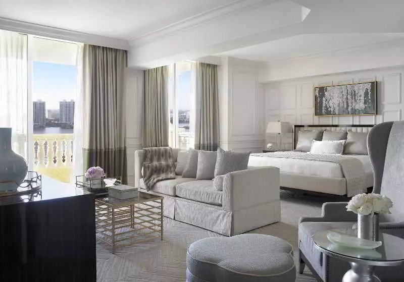 هتل Acqualina Resort & Spa on the Beach Miami Beach - Sunny Isles