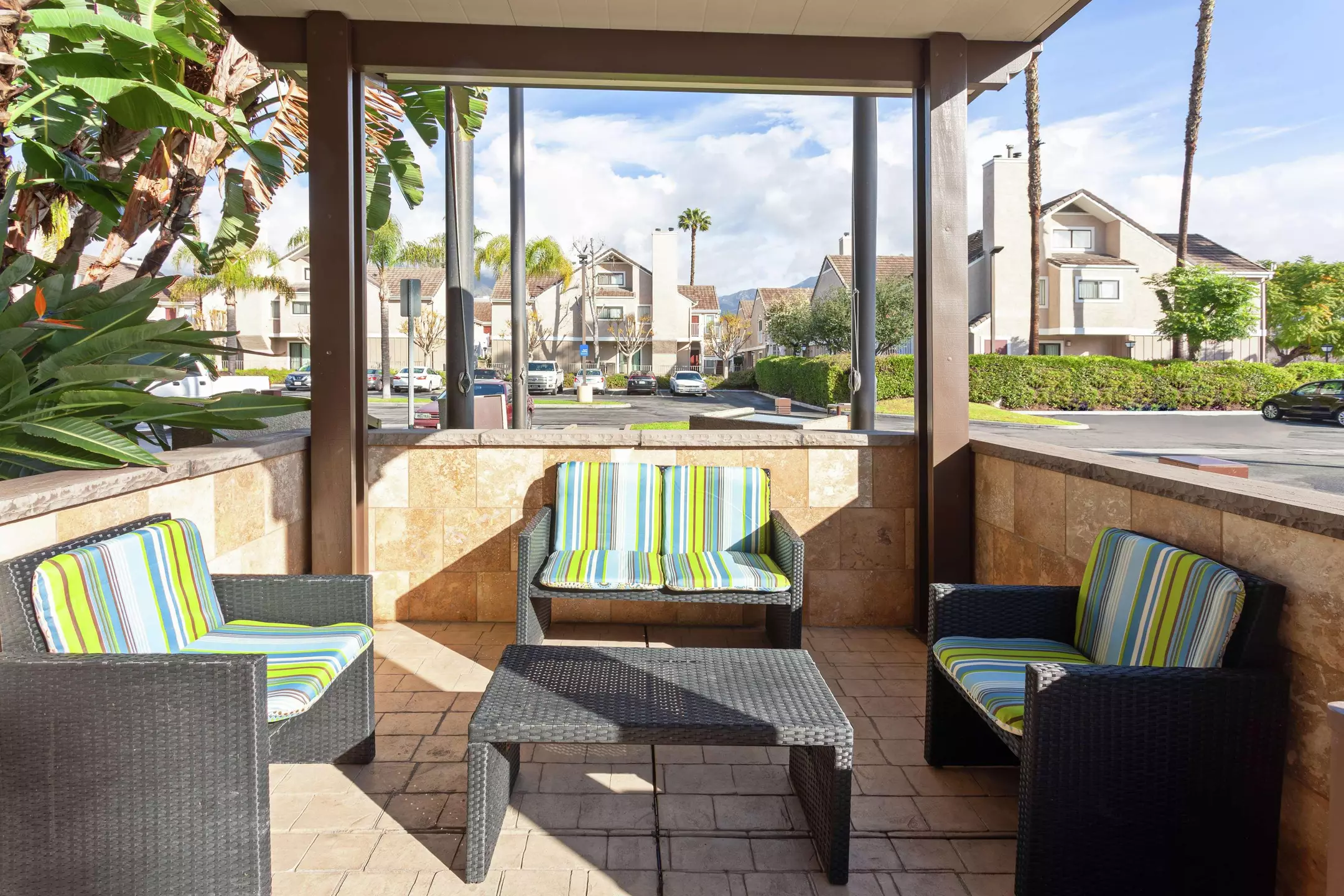 Alibaba https://cdn.alibaba.ir/ostorage/hotel-accommodation-images/6a5288b8ece37da9b7d35ad9_Arcadia-Hampton-Inn-Los-Angeles-Arcadia-0.webp