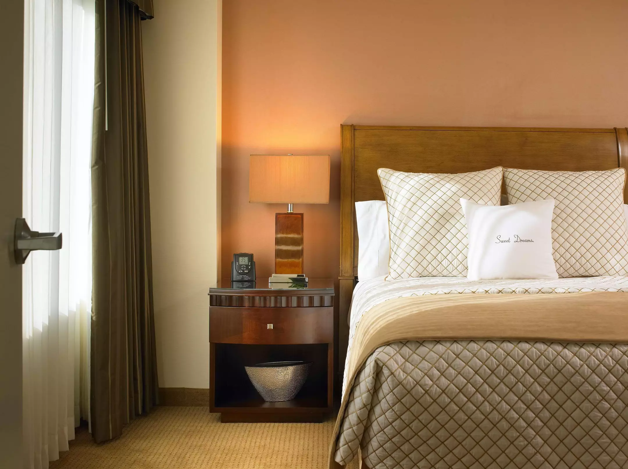 هتل DoubleTree Suites by Hilton Hotel Anaheim Resort - Convention Center Anaheim