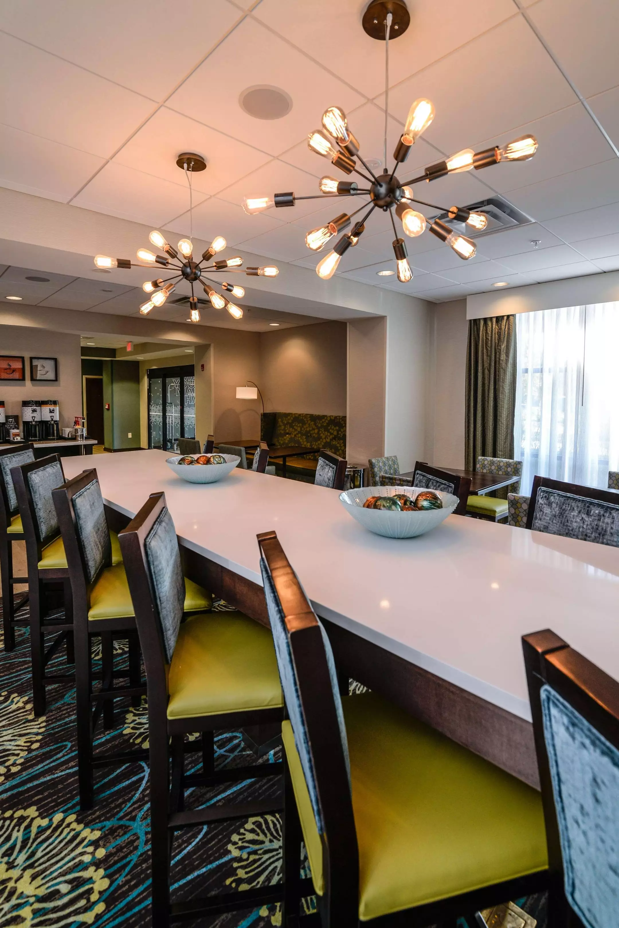Alibaba https://cdn.alibaba.ir/ostorage/hotel-accommodation-images/6a578e01ece37da9b7d6d986_Brighton-Hampton-Inn-Brighton-0.webp