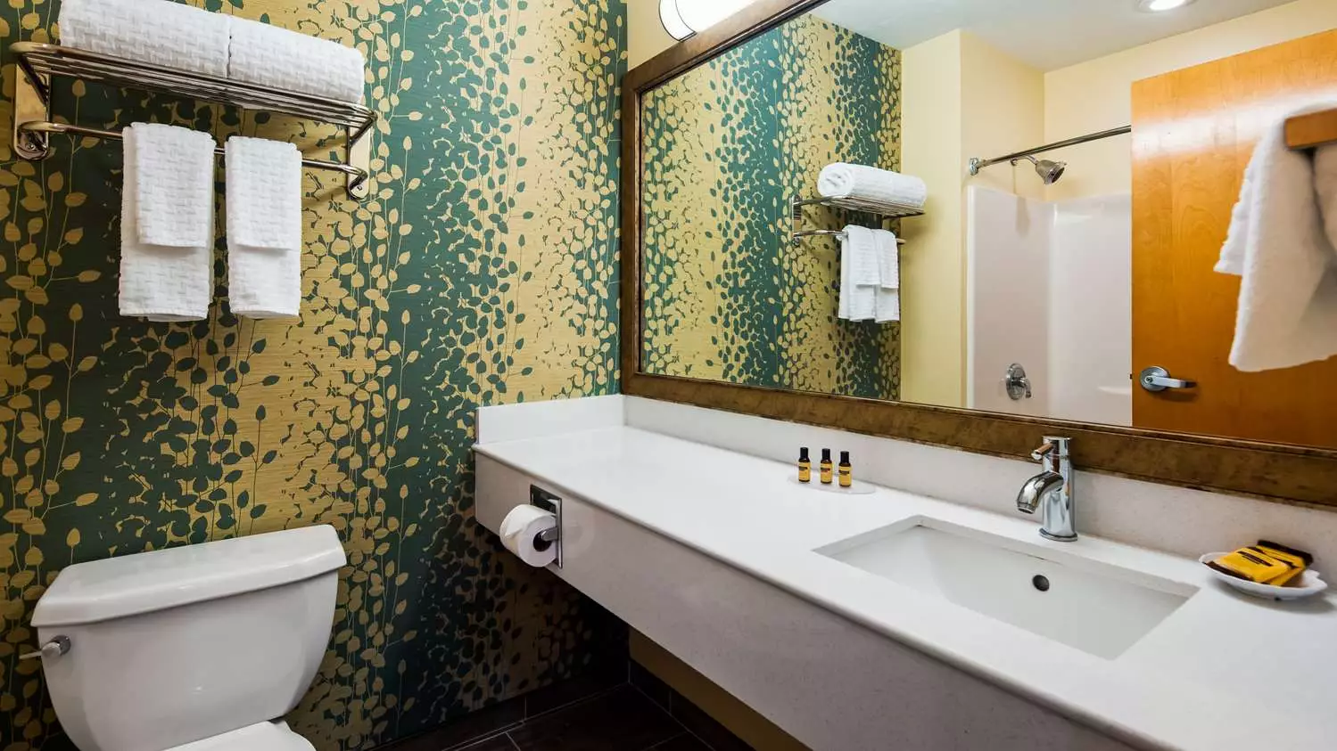 هتل Best Western Plus Cold Spring Plymouth
