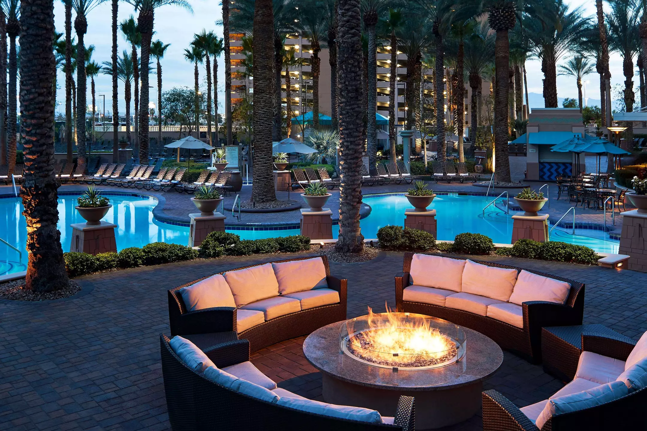 Alibaba https://cdn.alibaba.ir/ostorage/hotel-accommodation-images/6a5f0b67ece37da9b7dc141c_Las-Vegas-Hilton-Grand-Vacations-on-the-Boulevard-0.webp