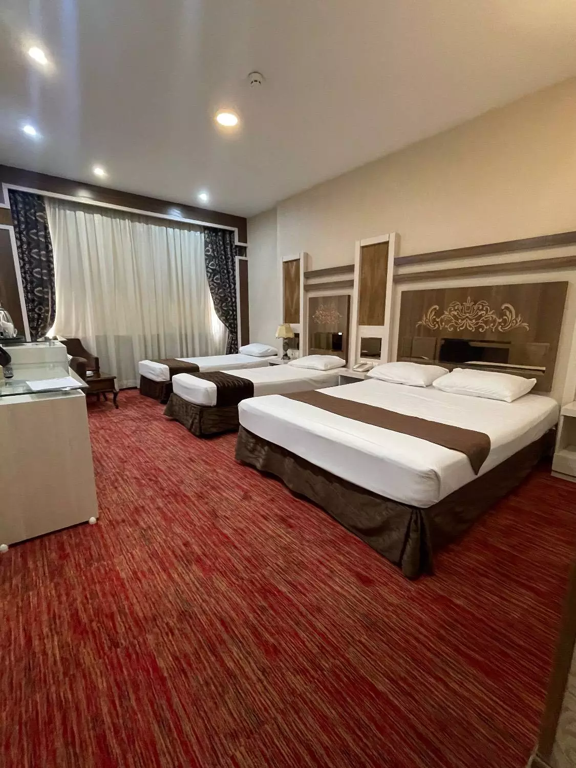 Alibaba https://cdn.alibaba.ir/ostorage/hotel-accommodation-images/6a9539e7ece37da9b7dd2a09_fd9be582-64e4-4b9a-b86b-e2a7142355e1.webp