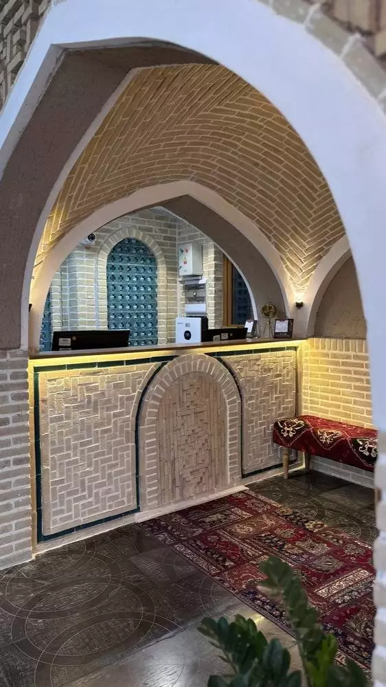 https://cdn.alibaba.ir/ostorage/hotel-accommodation-images/6a97e814ece37da9b7dd2a17_fcd38429-2970-4057-9eea-52a3543d6bde.webp