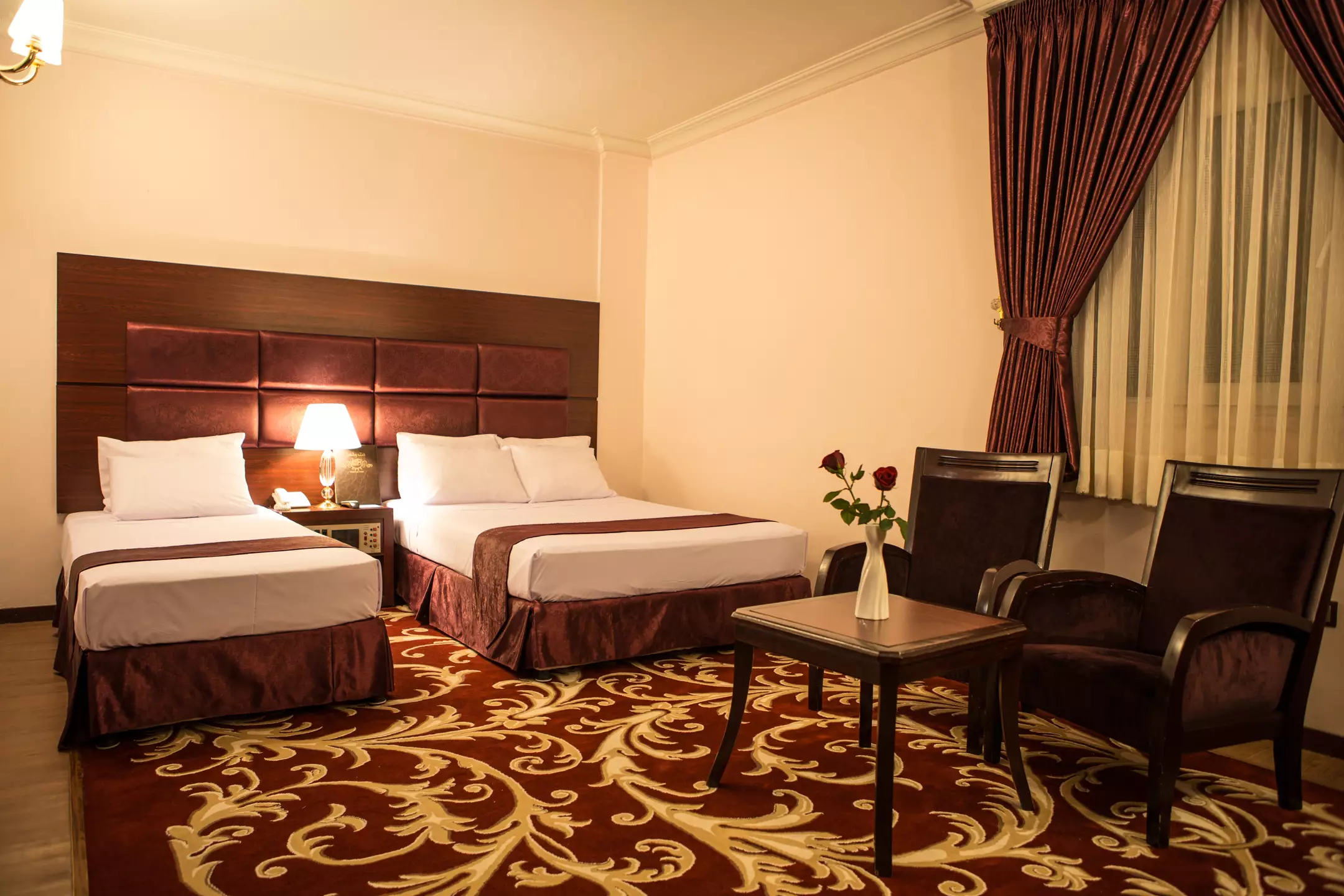 https://cdn.alibaba.ir/ostorage/hotel-accommodation-images/6a9e8cdbacd371bfb1354e1d_Triple-2.webp