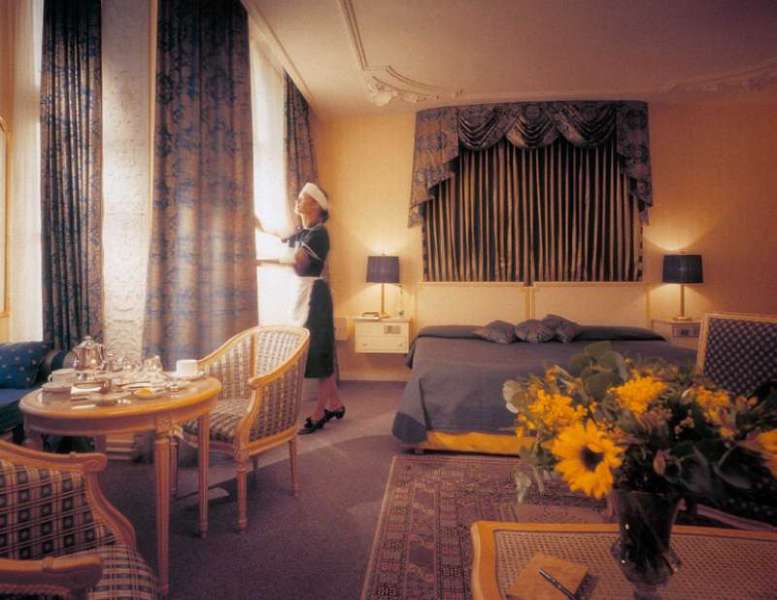 هتل د ل یوروپ آمستردام