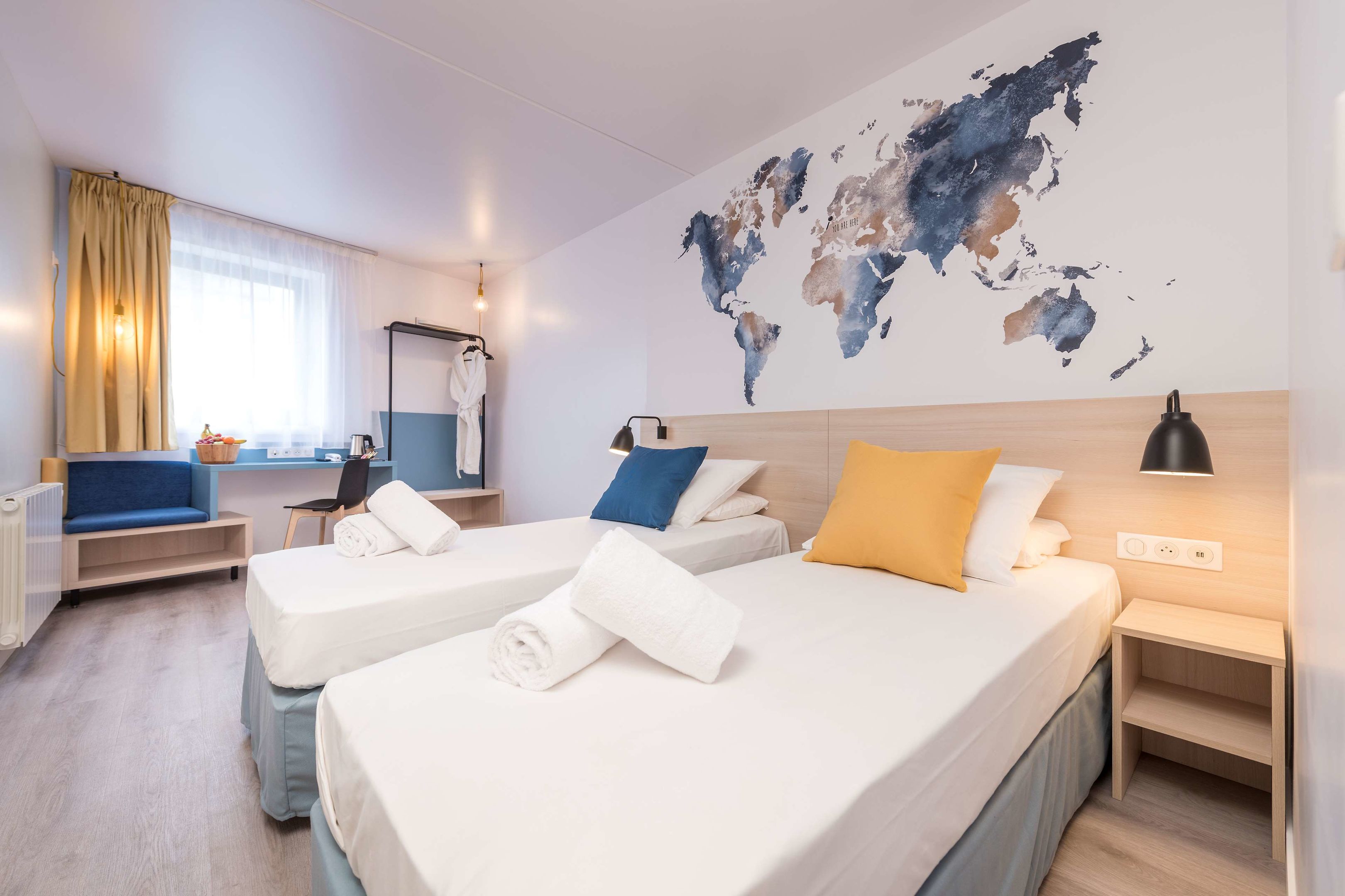 هتل Tulip Inn Antwerpen آنتورپ