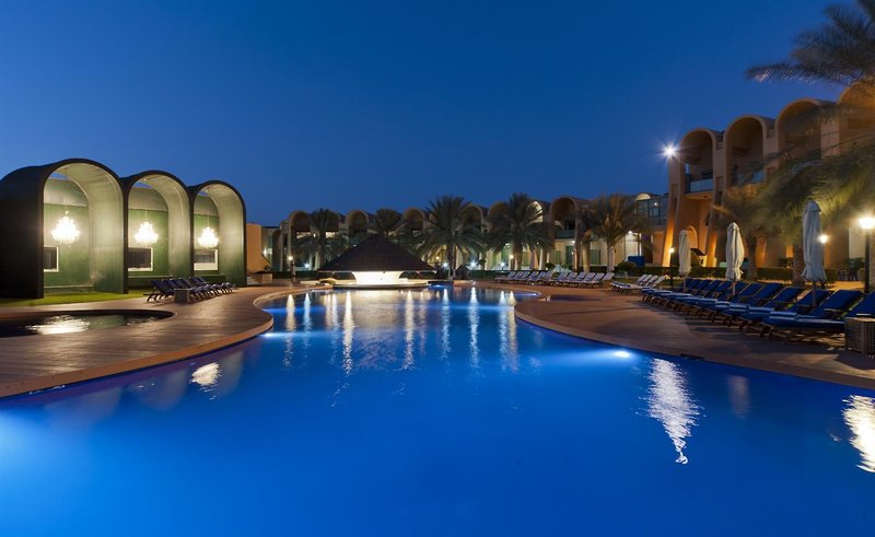 Hotel Golden Tulip Al Jazira Hotel & Resort