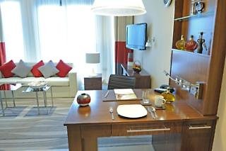 هتل Staybridge Suites Abu Dhabi - Yas Island ابوظبی