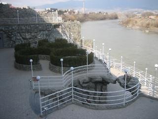هتل Cruise تفلیس