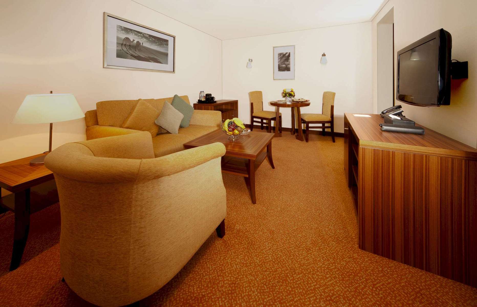 هتل City Seasons Al Hamra Abu Dhabi ابوظبی