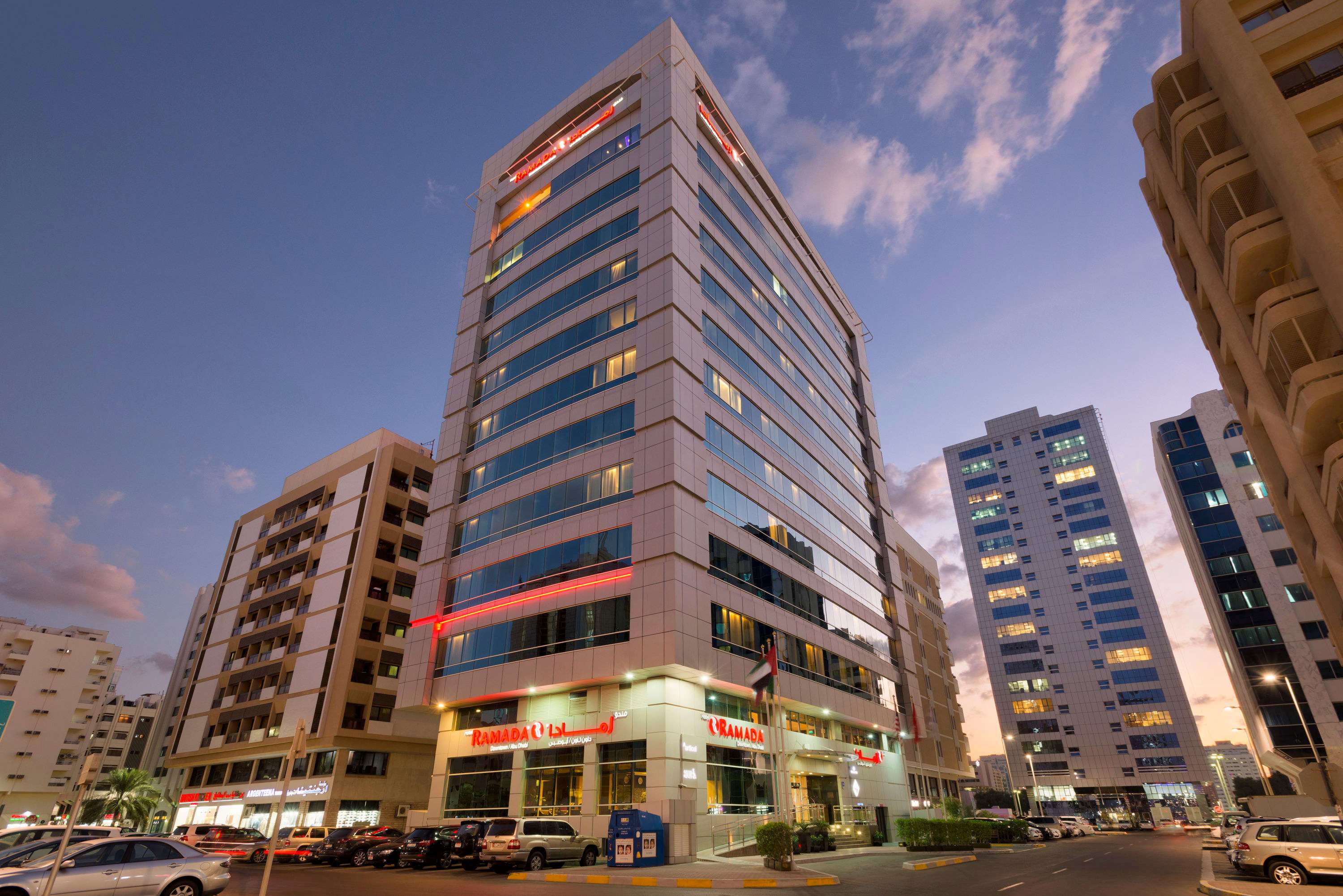 Hotel Ramada by Wyndham Abu Dhabi Downtown