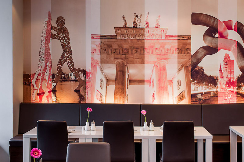 هتل Mercure Hotel Berlin am Alexanderplatz برلین