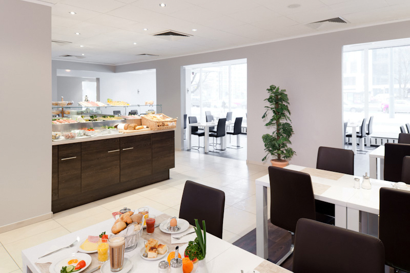 هتل Mercure Hotel Berlin am Alexanderplatz برلین