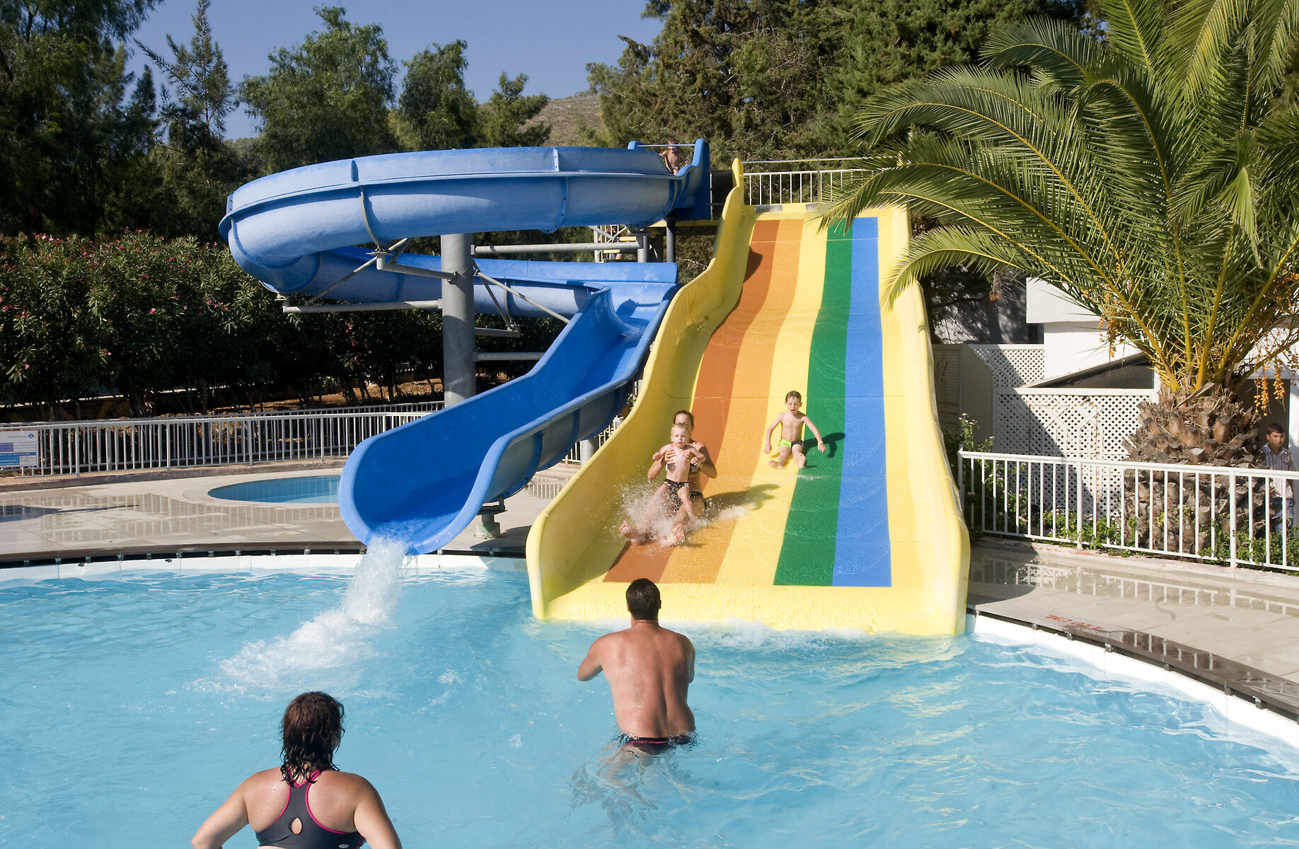 هتل Crystal Green Bay Resort & Spa Güvercinlik