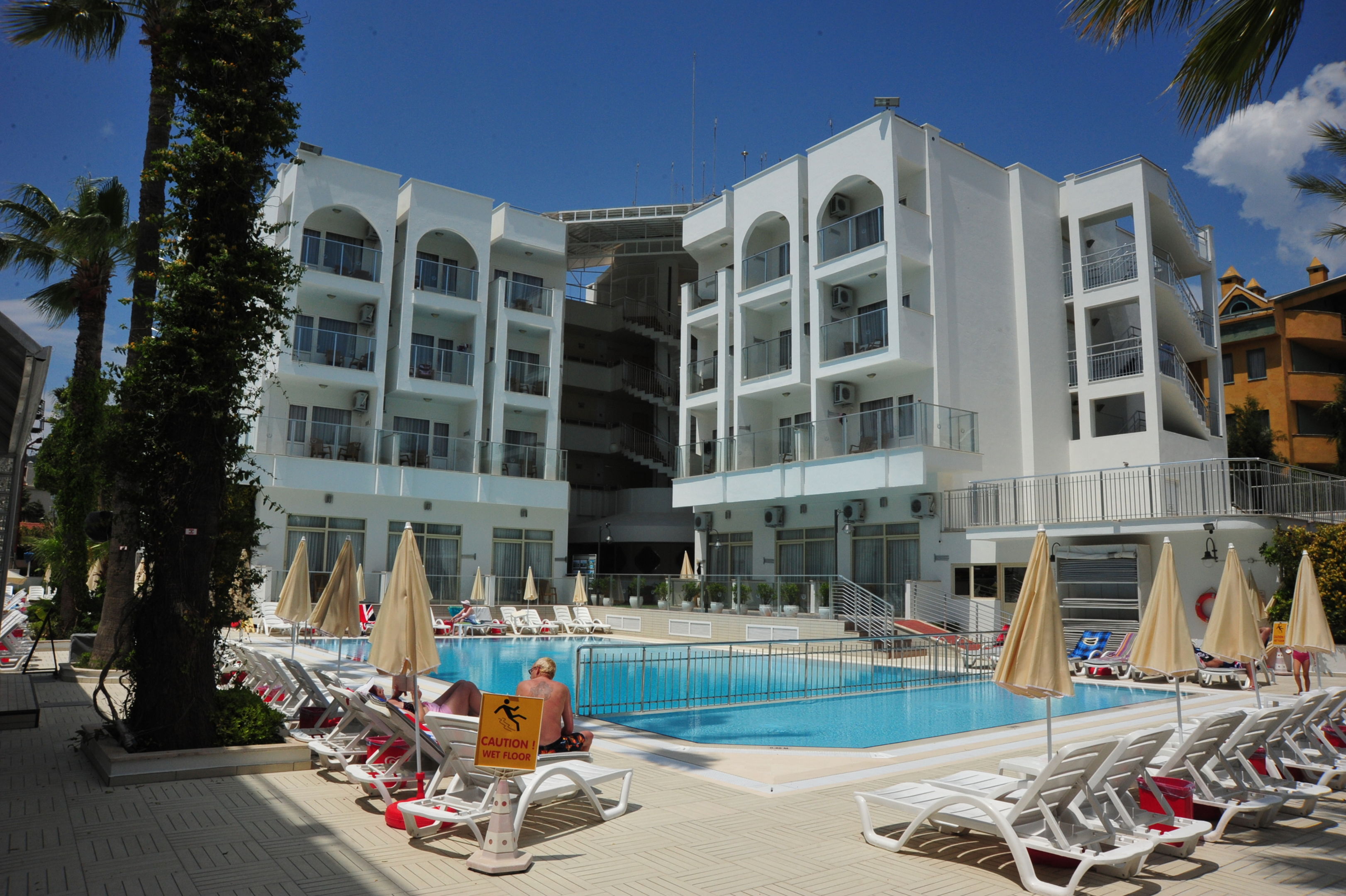 هتل Club Atrium مارماریس