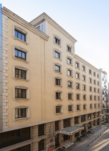 Alibaba https://cdn.alibaba.ir/ostorage/hotel-giata-images/4506/392f2e97d35b8fbdc40e76440b0ff6a8.jpg