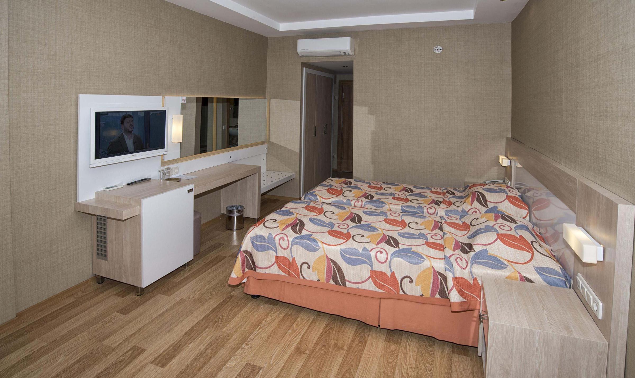 هتل Riviera Hotel & Spa آلانیا