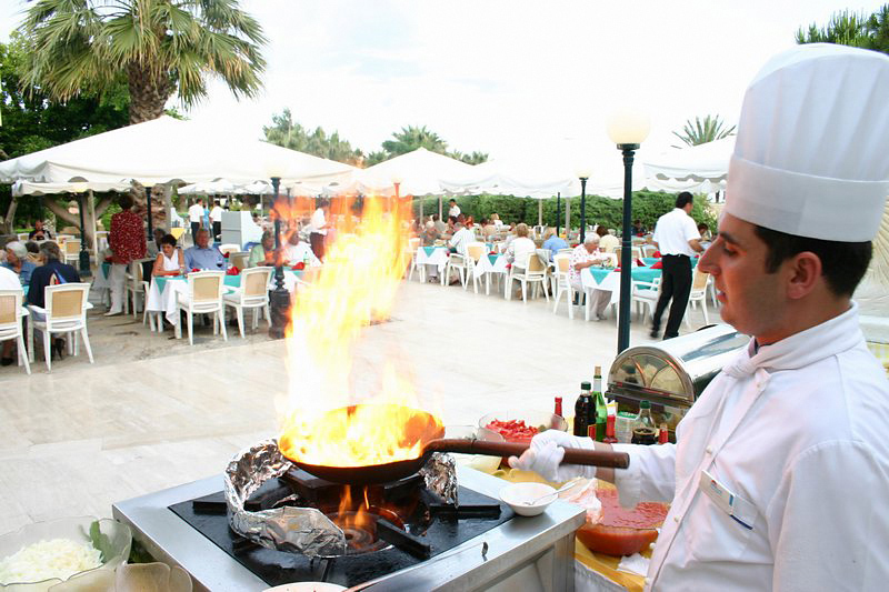 هتل Crystal Tat Beach Golf Resort & Spa بلک