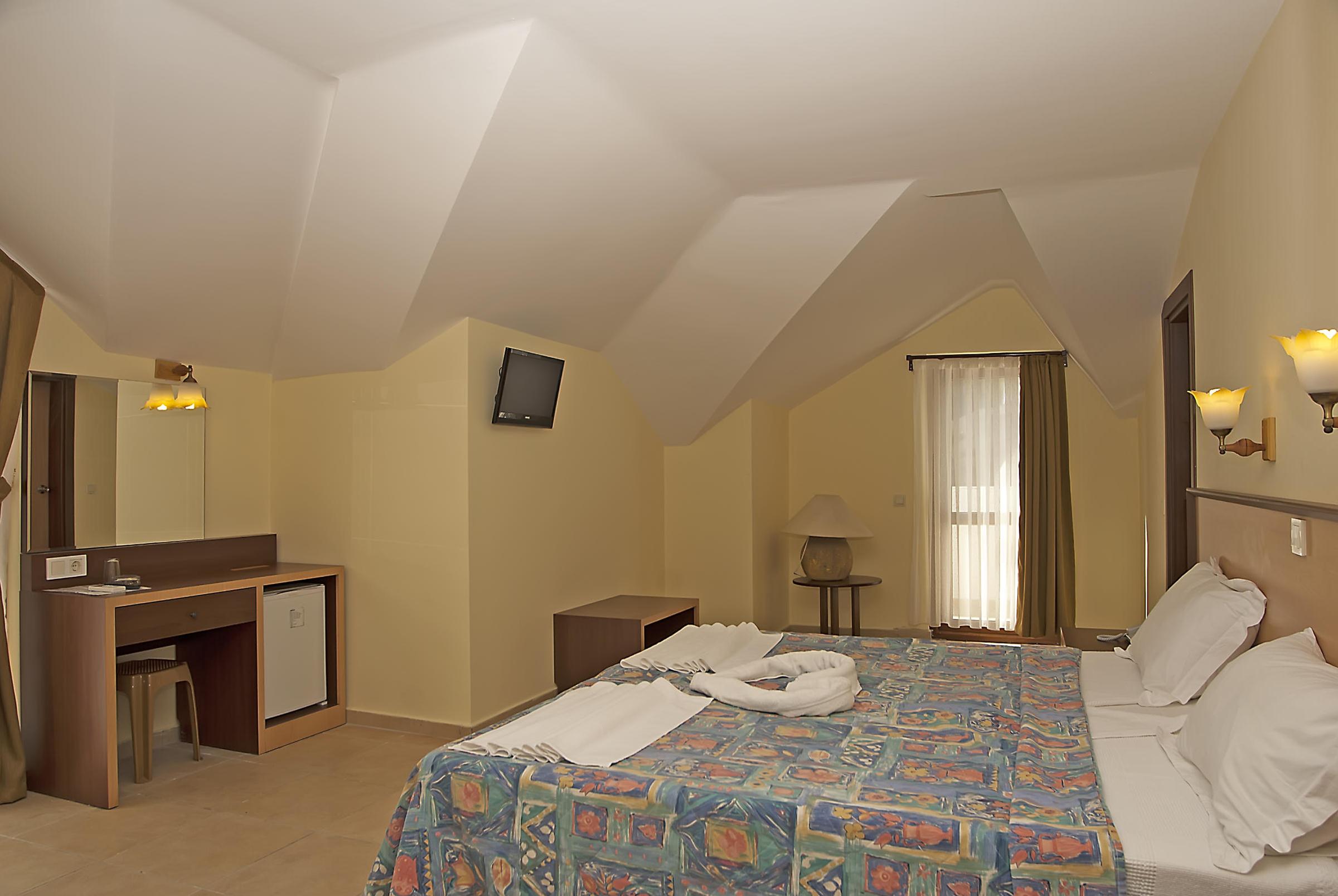 هتل Felice Hotel کمر