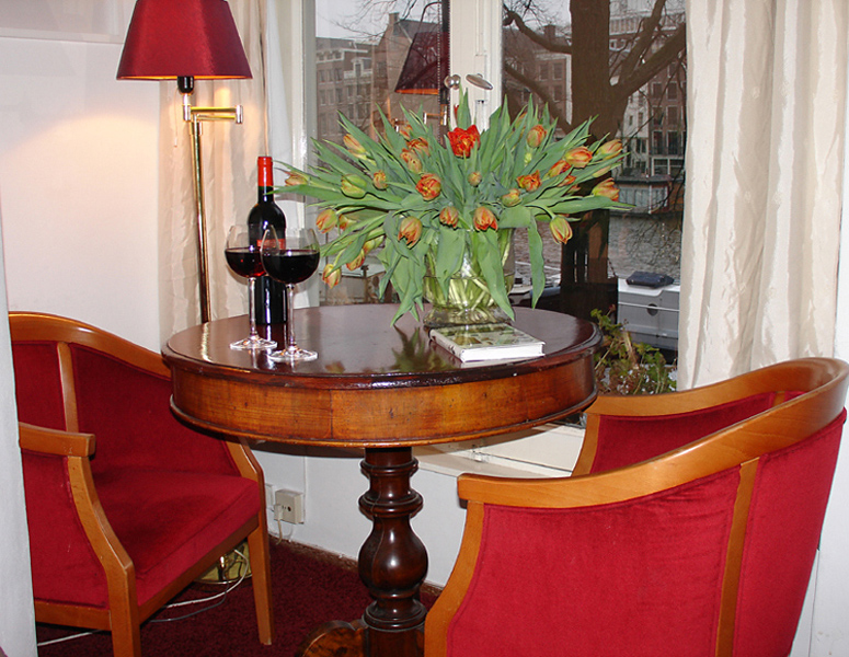 هتل Amsterdam House Eureka آمستردام