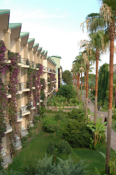 هتل Alva Donna World Palace Kiris