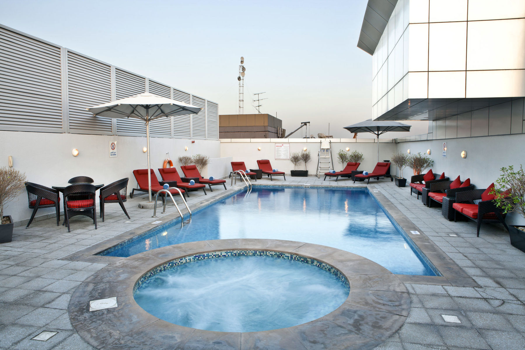 تصاویر Hotel Ramada Plaza by Wyndham Dubai Deira