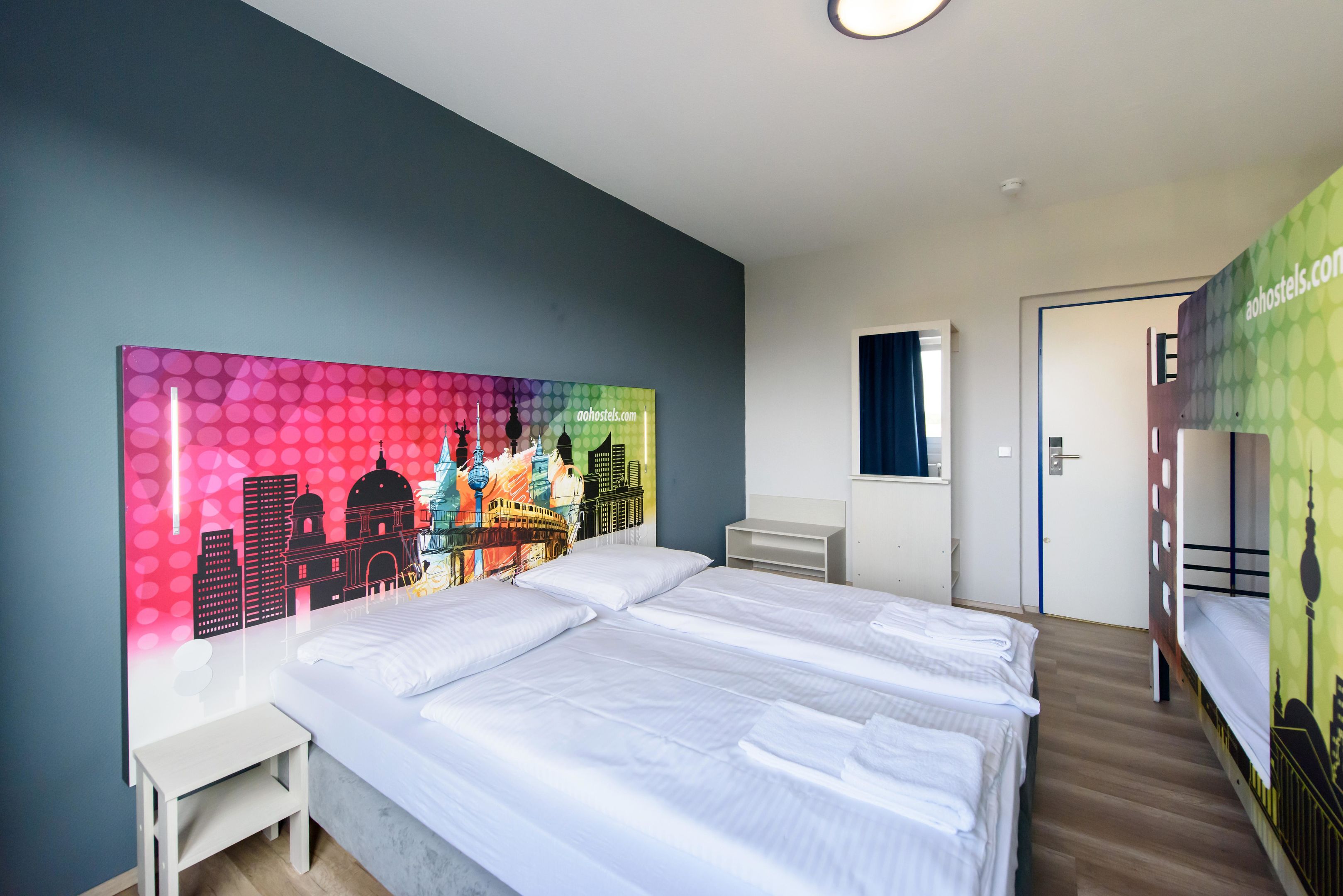 هتل a&o Berlin Kolumbus برلین