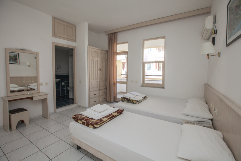 هتل Kleopatra Carina Hotel آلانیا