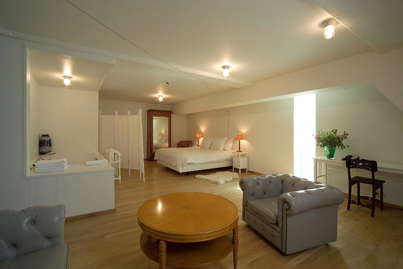 هتل Lloyd Hotel آمستردام