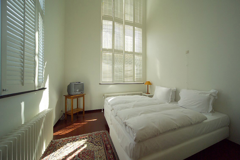 هتل Lloyd Hotel آمستردام