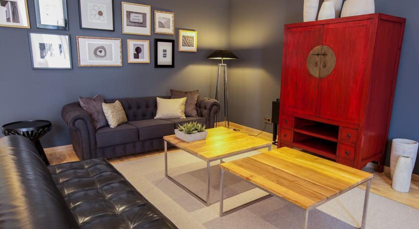 هتل Apartments Sixtyfour بارسلونا