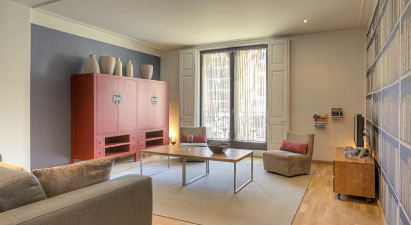 هتل Apartments Sixtyfour بارسلونا