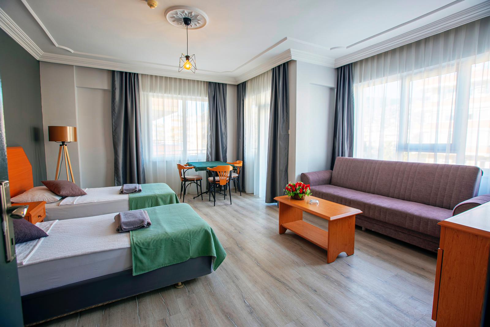 Hotel HMA Hotel & Suites