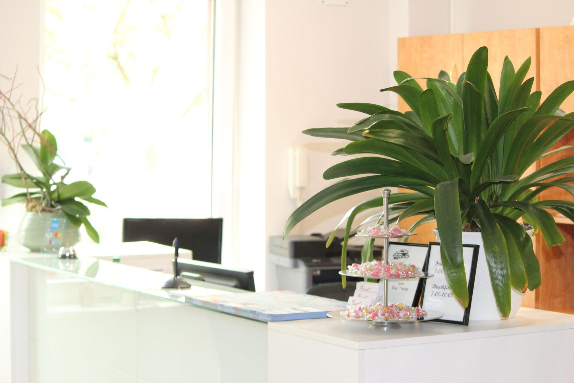 هتل Am Kurfuerstenplatz فرانکفورت