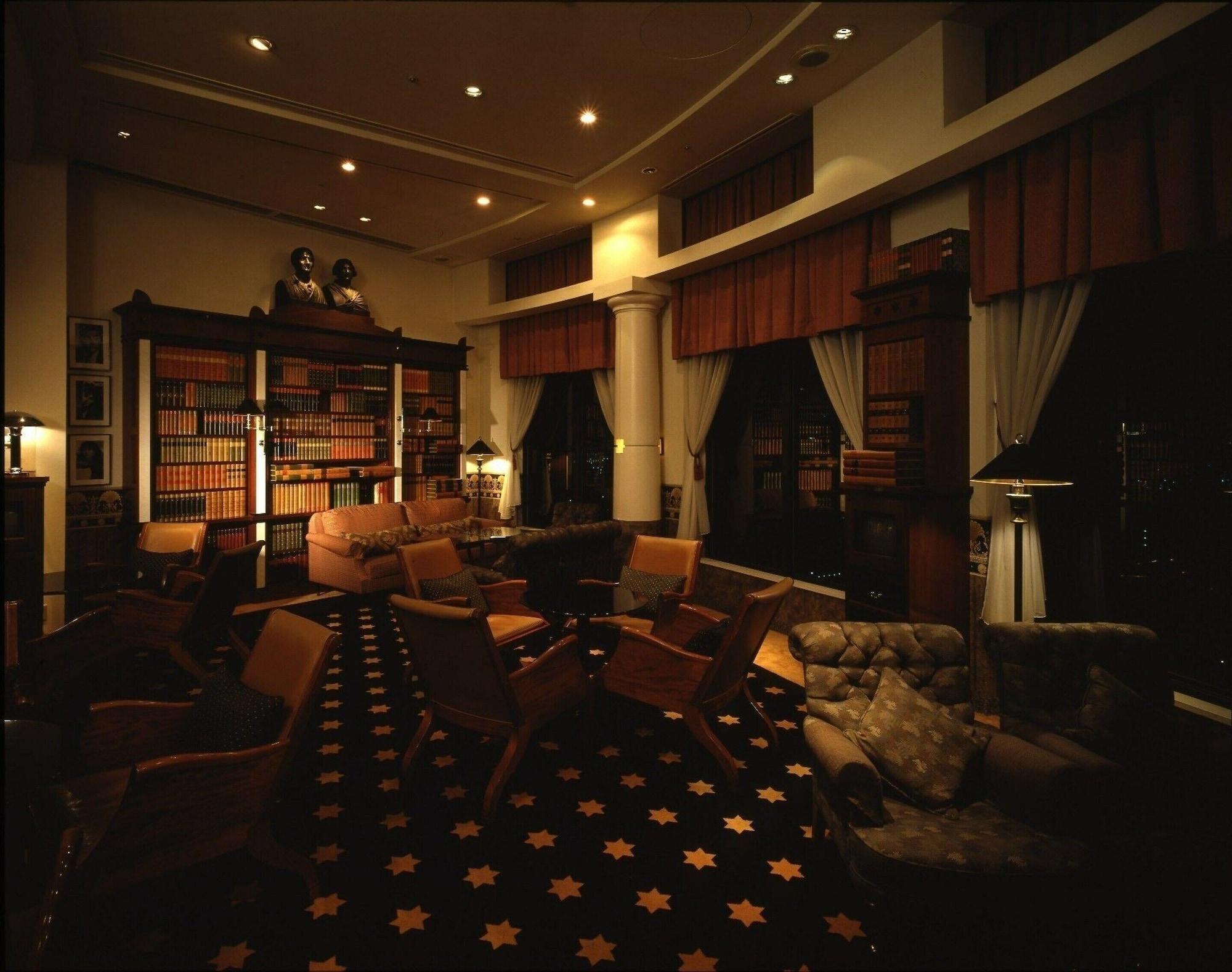 هتل The Manhattan Chiba