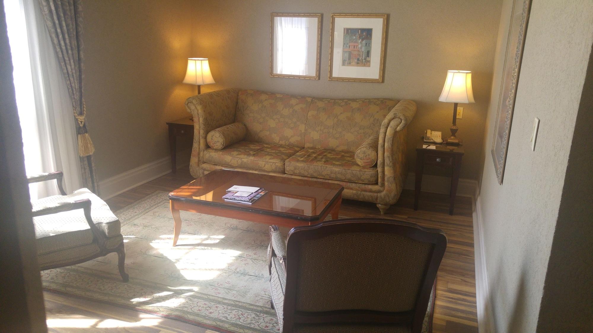 هتل Old Mill تورنتو