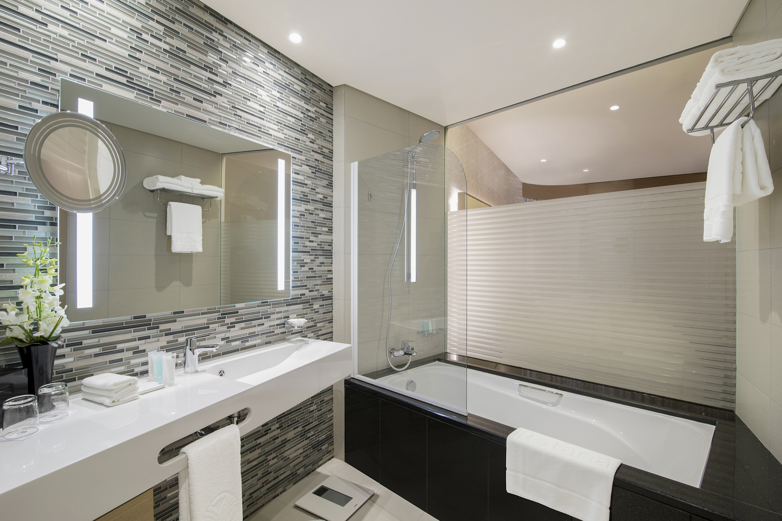هتل Pearl Rotana Capital Centre ابوظبی