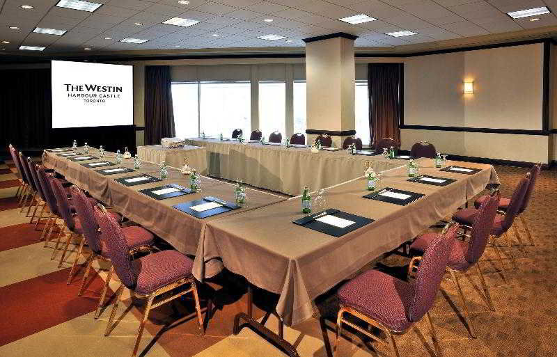 هتل The Westin Harbour Castle, Toronto تورنتو