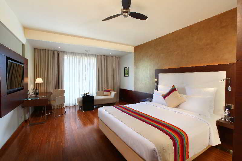 Hotel Novotel Goa Shrem Resort