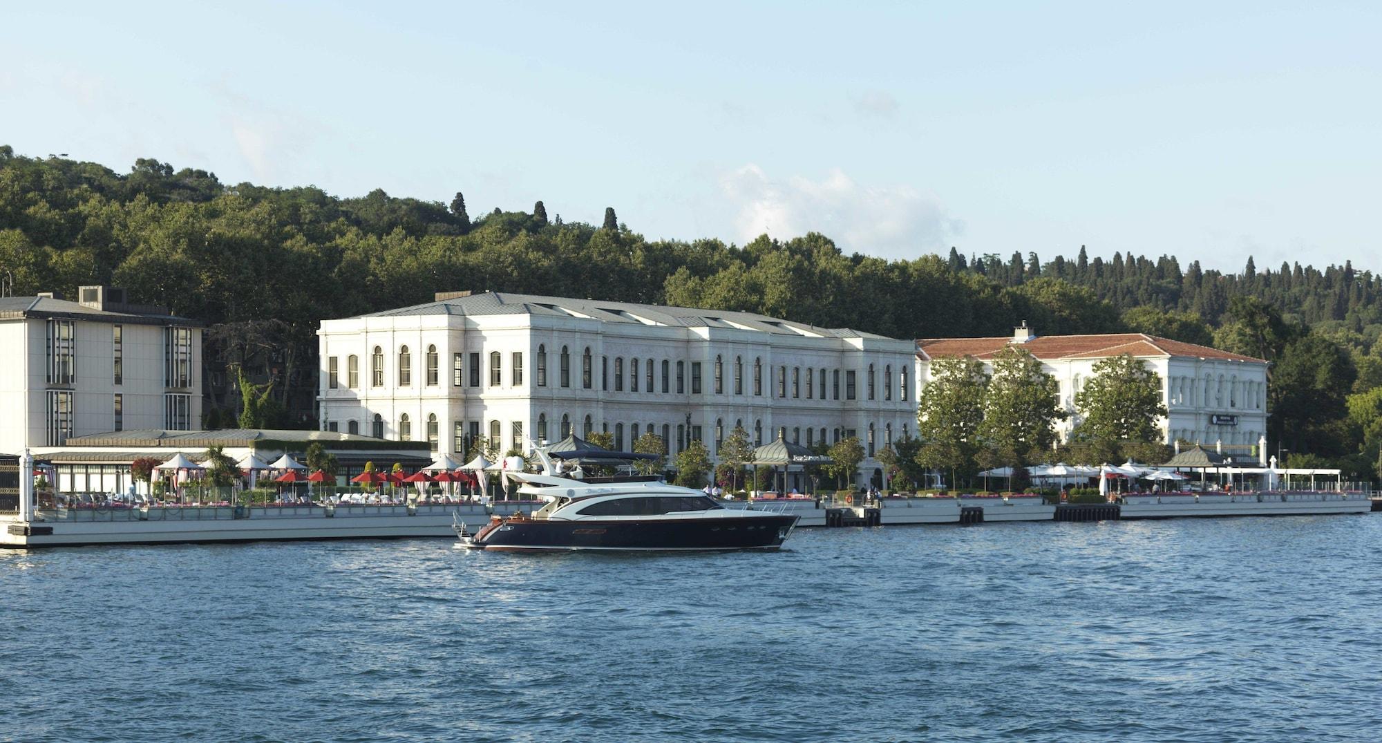 عکس های Hotel Four Seasons Hotel Istanbul At The Bosphorus