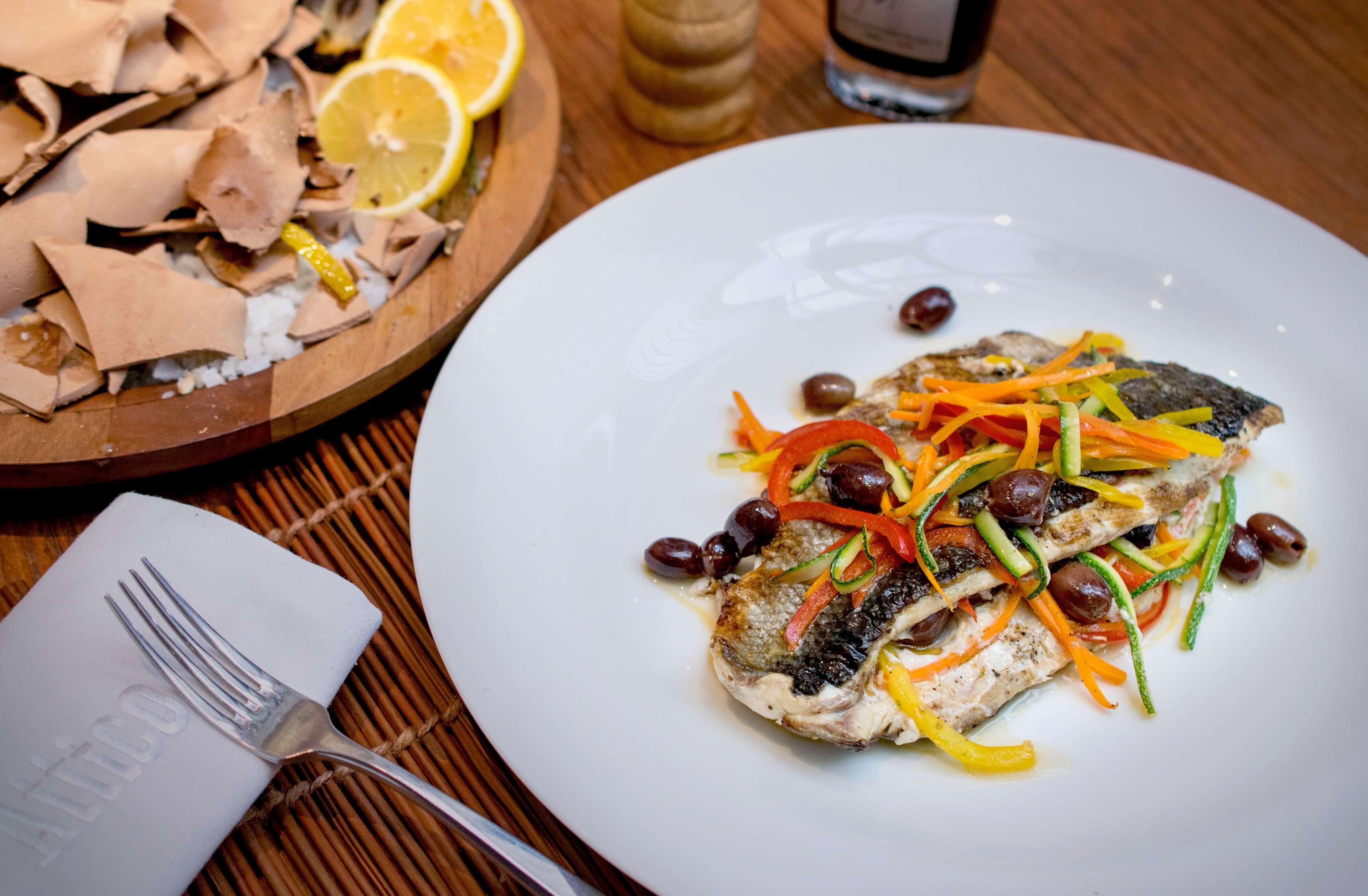 هتل Radisson Blu Plaza Bangkok بانگکوک