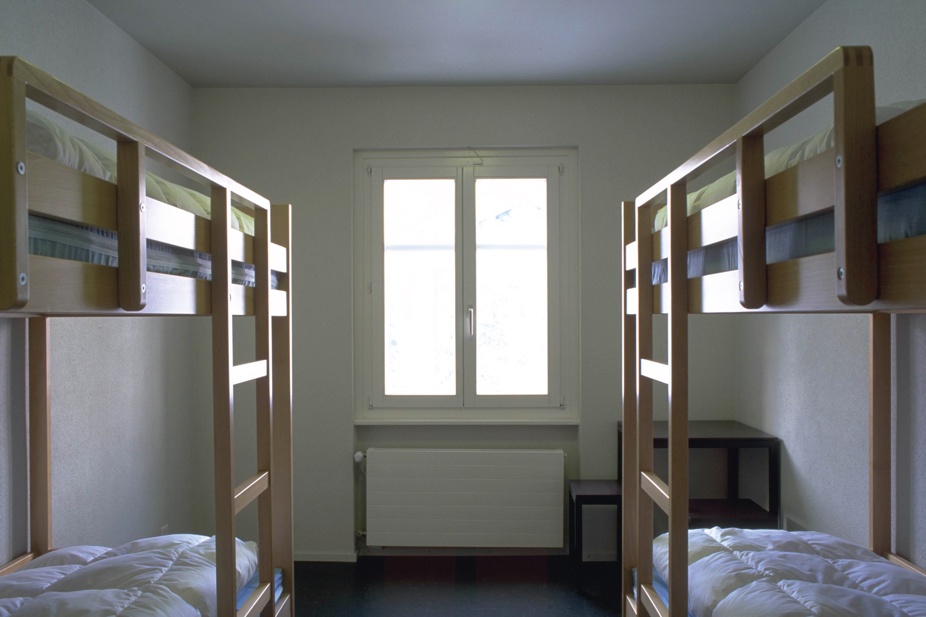 هتل Zermatt Youth Hostel زرمات