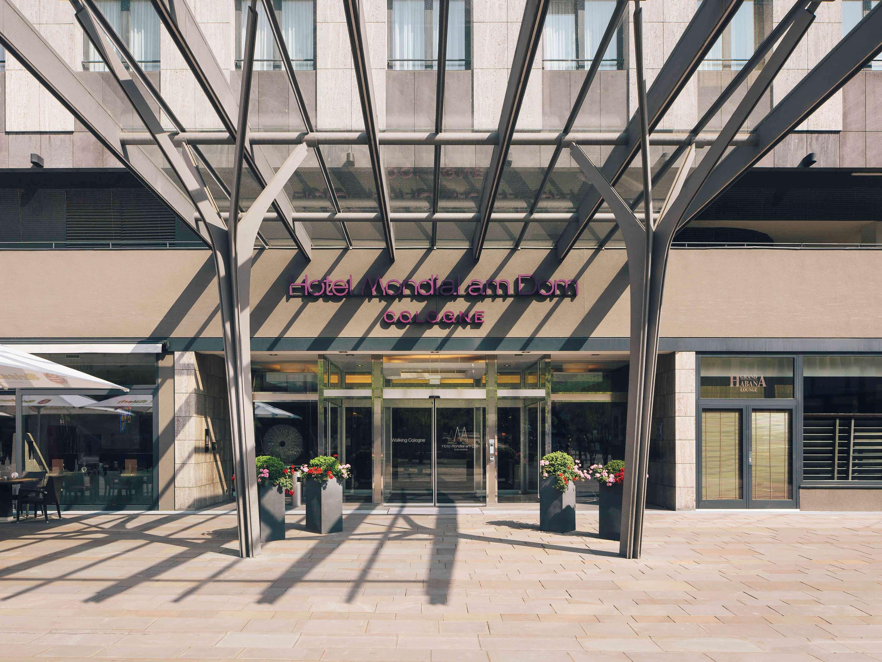 Alibaba https://cdn.alibaba.ir/ostorage/hotel/images/16E4CB62/D933BB37FCFFAF326B43D9554F820BCB.jpg