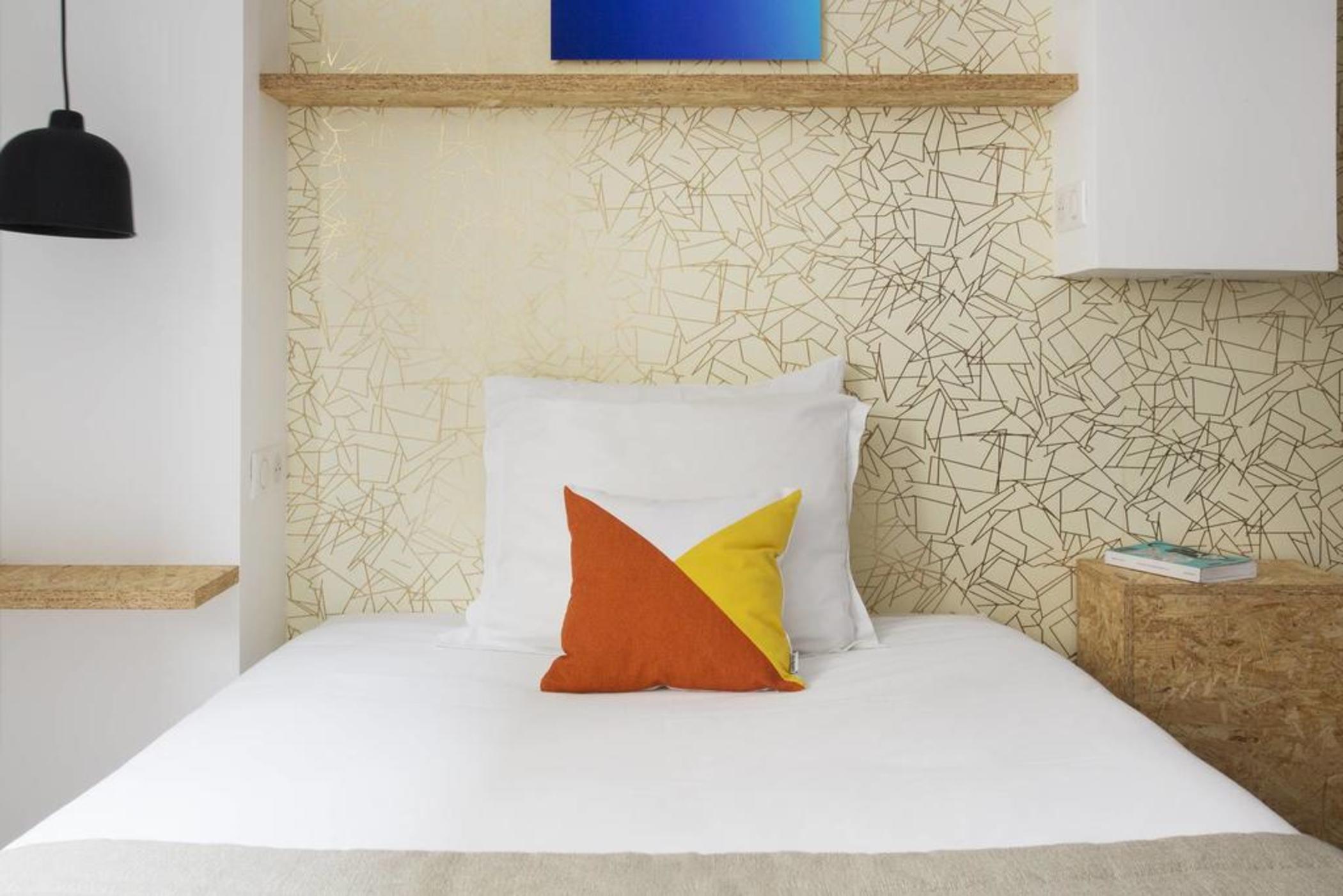 هتل Hôtel Izzy by HappyCulture Issy-Les-Moulineaux