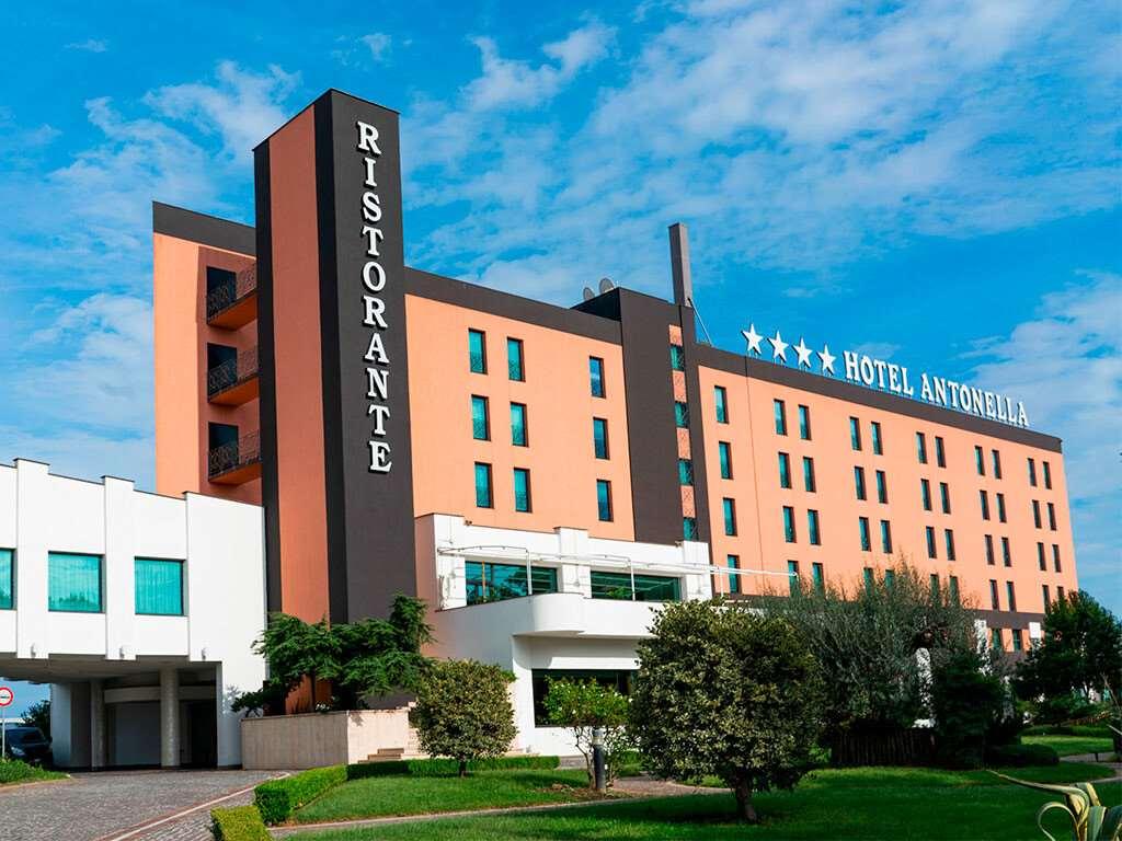 Alibaba https://cdn.alibaba.ir/ostorage/hotel/images/1708D54D/668ABE6E9344051426C033BAC1BA766D.jpg