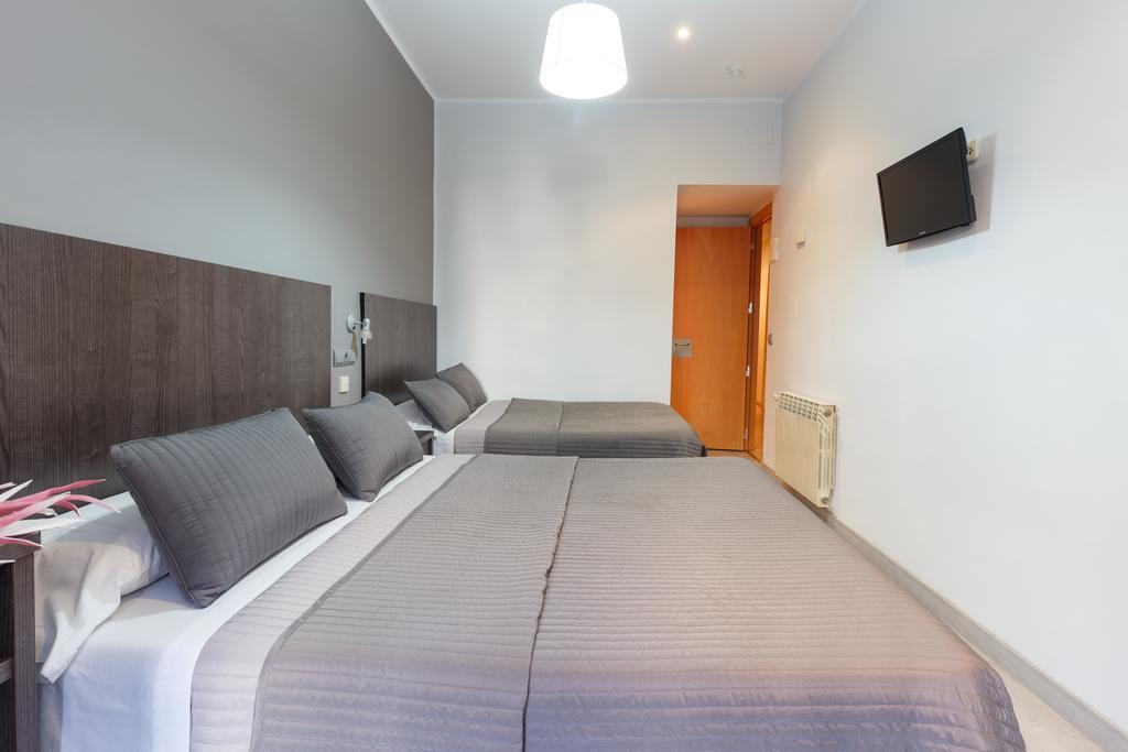 هتل Ciudad Condal بارسلونا