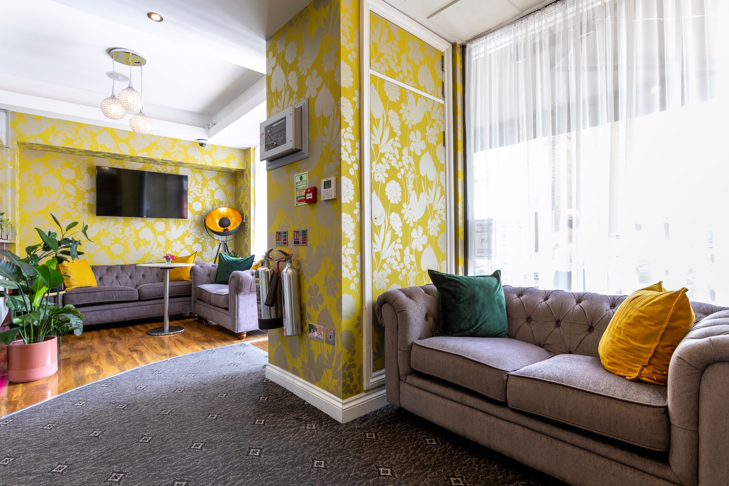 هتل Tulip Boutique Hotel لندن