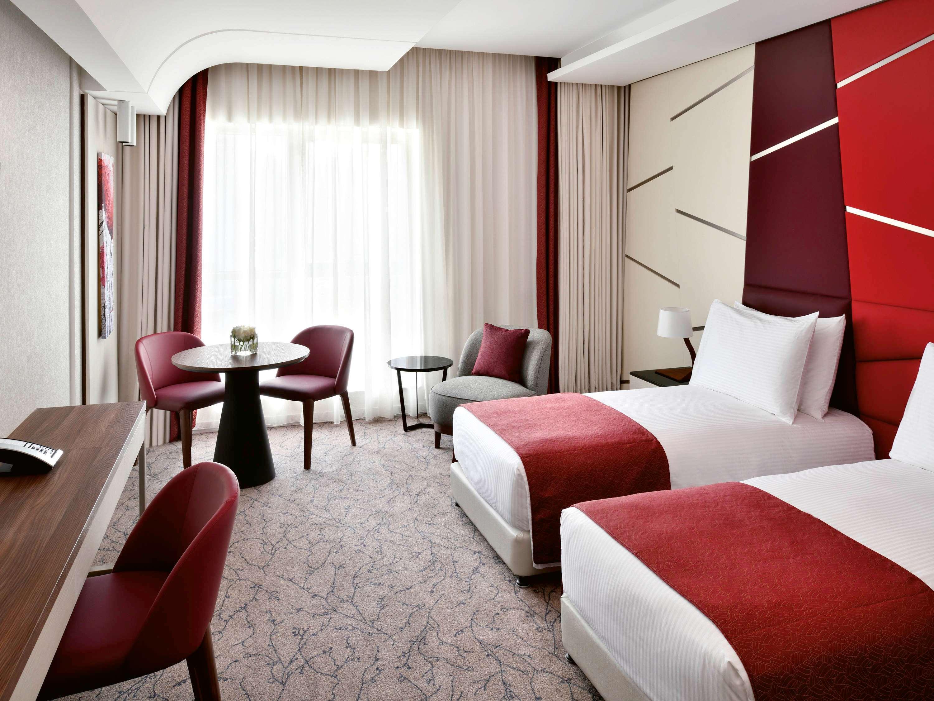 تصاویر Hotel Mövenpick Hotel Apartments Downtown Dubai
